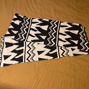 Black and Cream Geometric Scarf